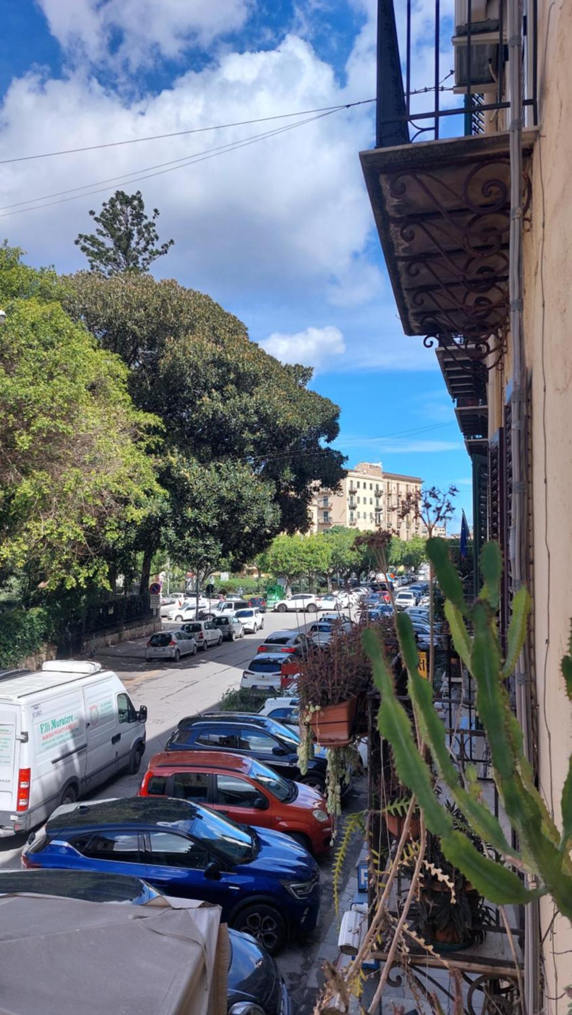Casa Santoliva In Centro A Palermo Hotel Exterior photo